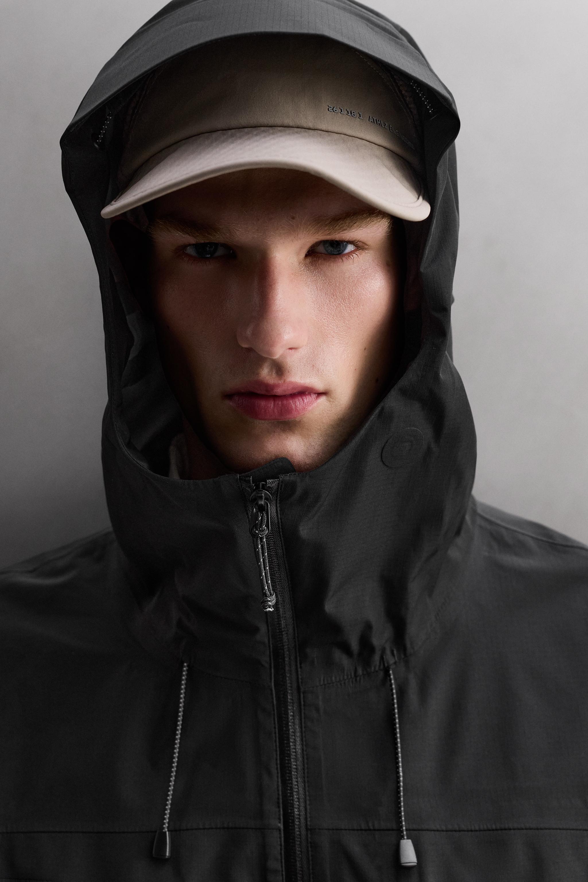 WATERPROOF SHELL TECHNICAL JACKET